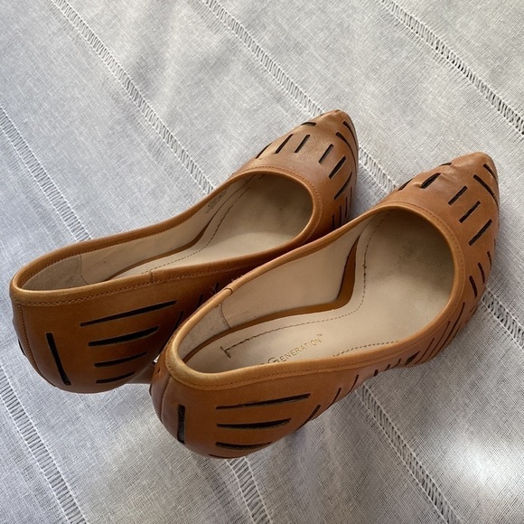 BCBGeneration leather stilettos. - Picture 11 of 13